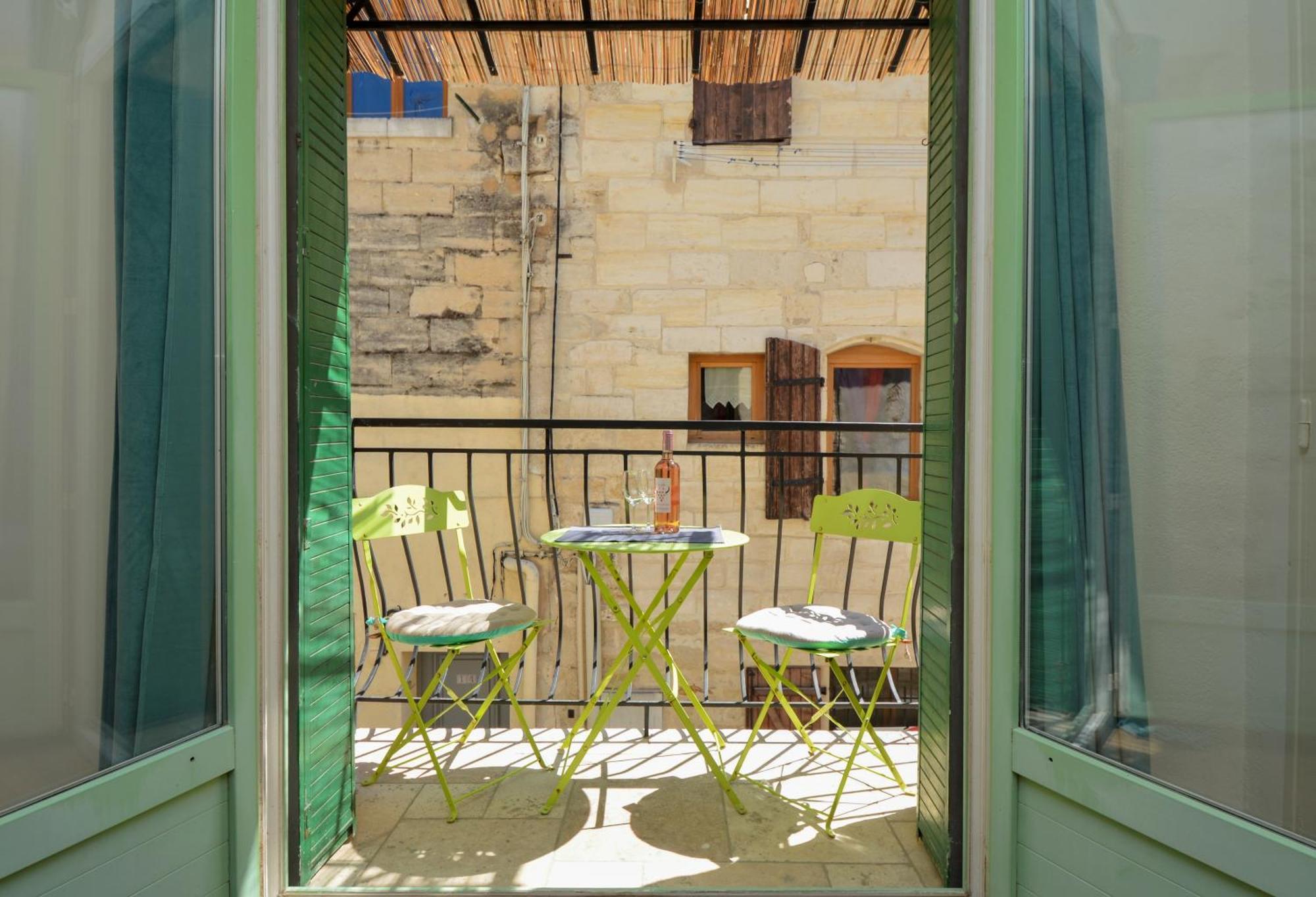 Maison Le Petit Balcon Beaucaire Бокер Экстерьер фото
